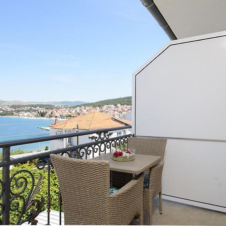Apartments Tonka Trogir Exterior foto